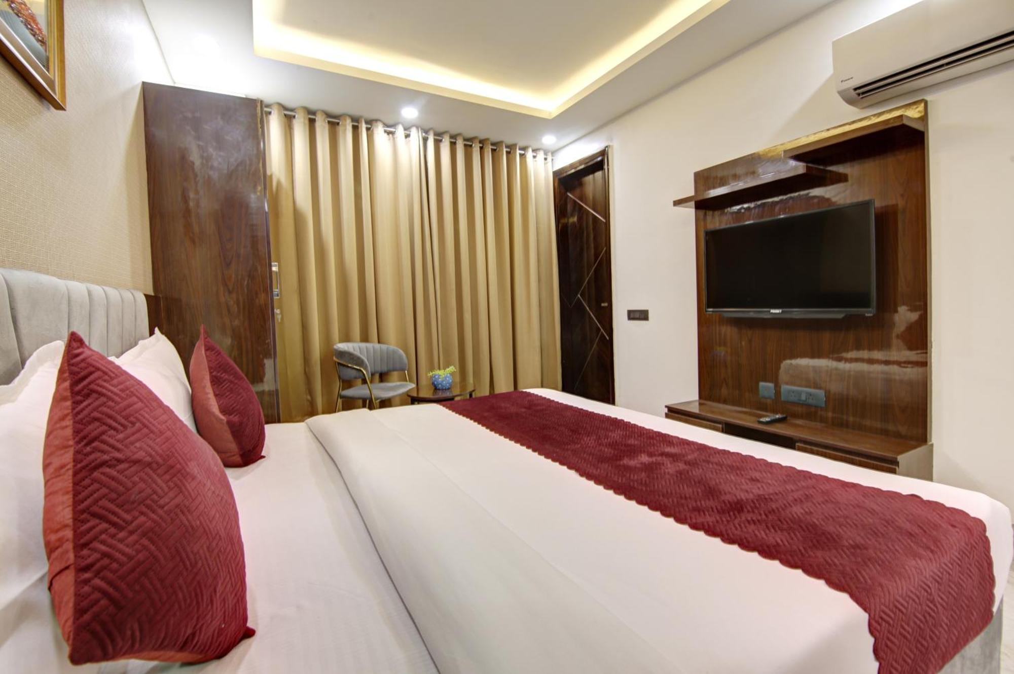 Limewood Stay - Millennium Huda City Center 구르가온 외부 사진