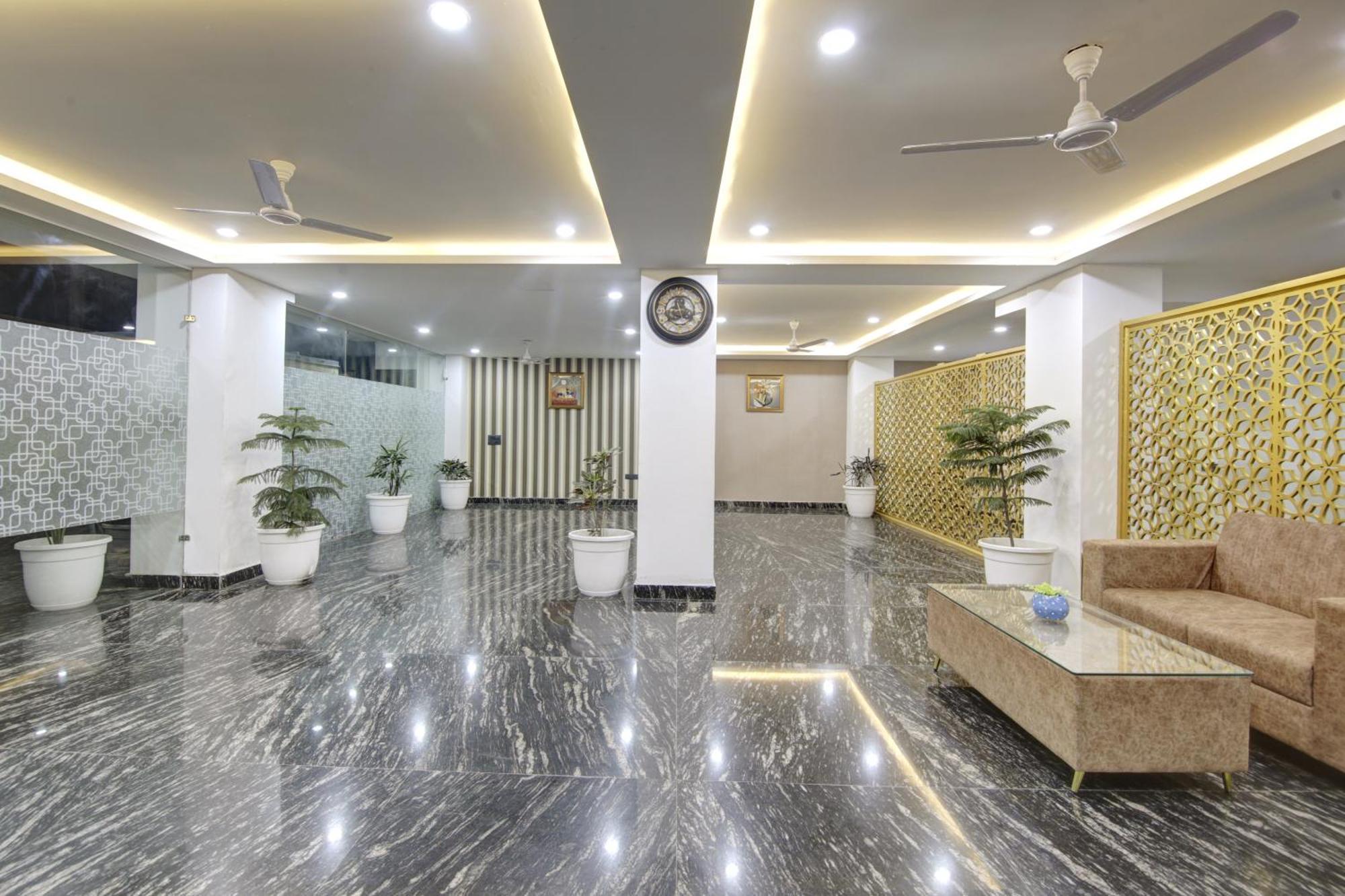 Limewood Stay - Millennium Huda City Center 구르가온 외부 사진