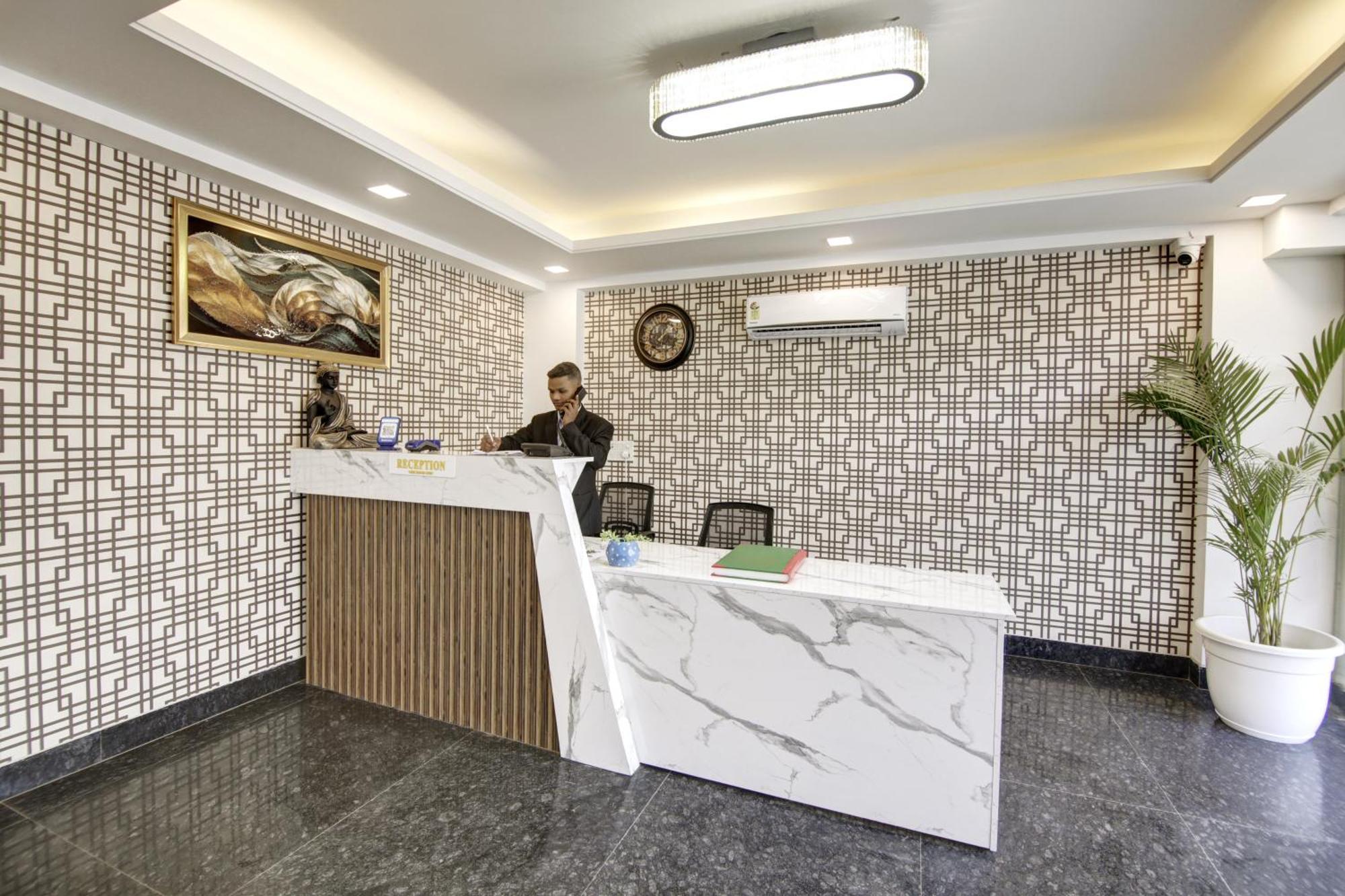 Limewood Stay - Millennium Huda City Center 구르가온 외부 사진