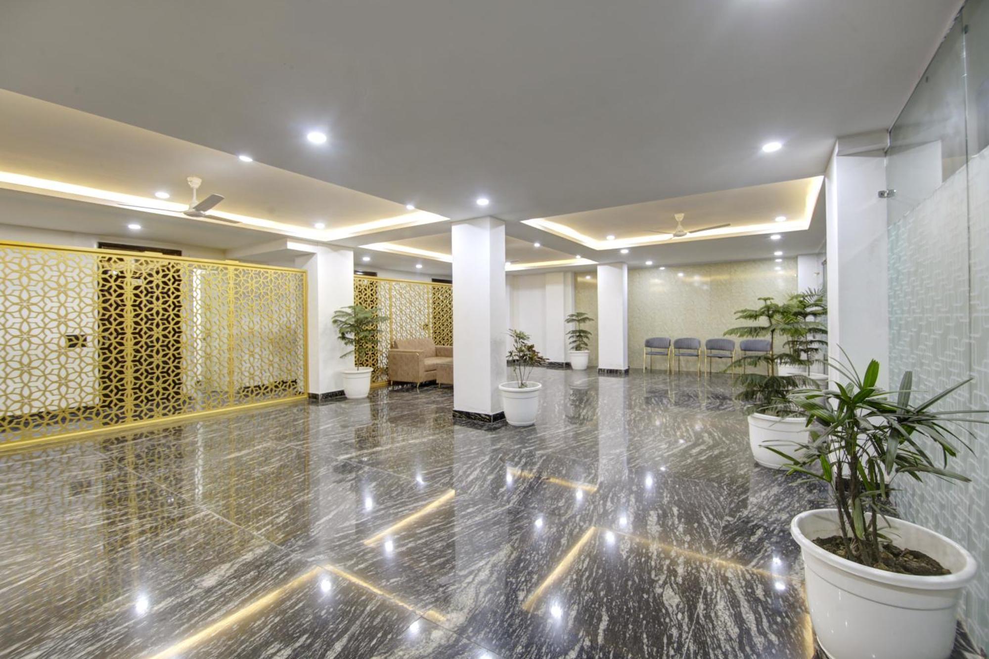 Limewood Stay - Millennium Huda City Center 구르가온 외부 사진