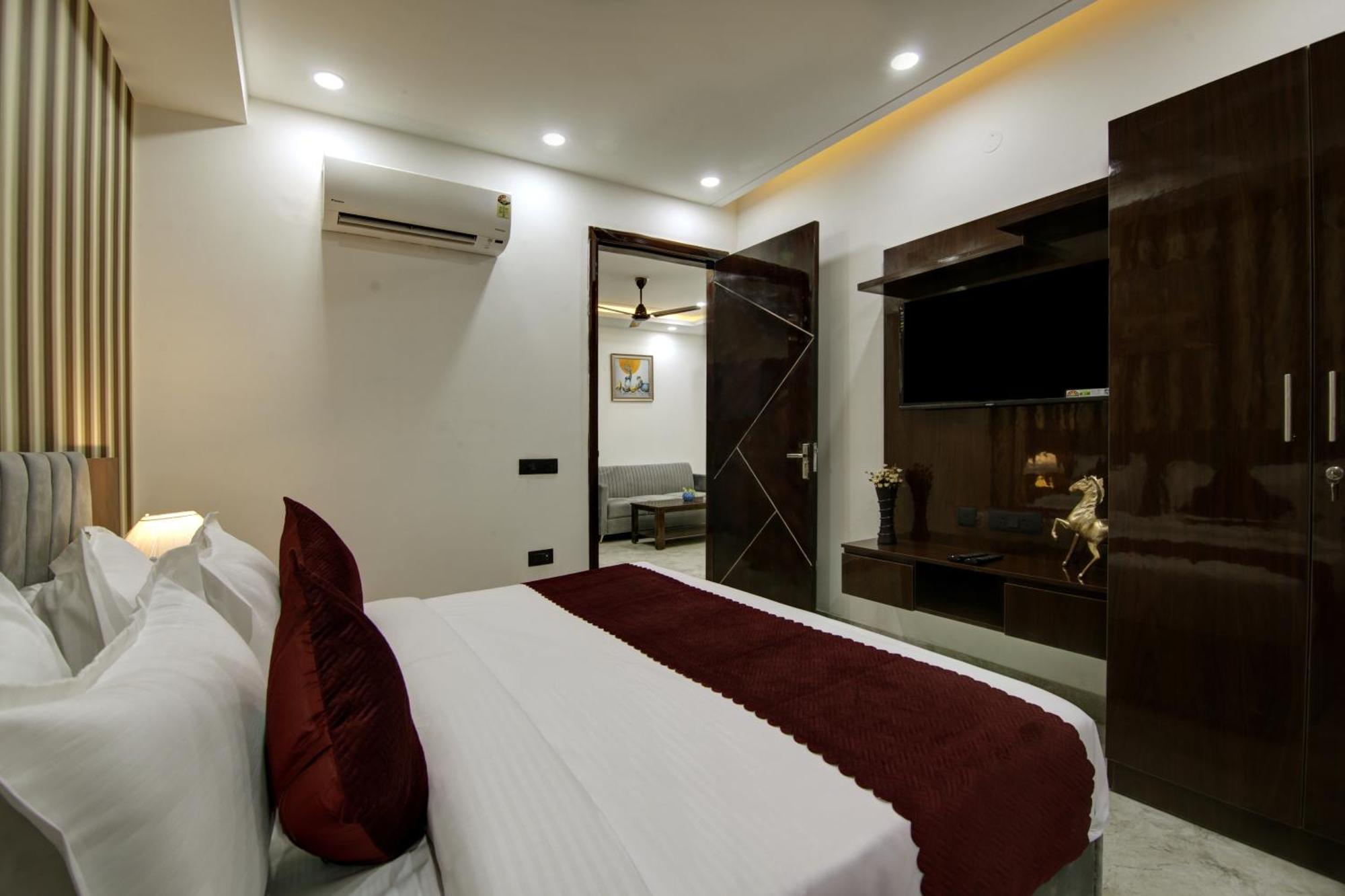 Limewood Stay - Millennium Huda City Center 구르가온 외부 사진