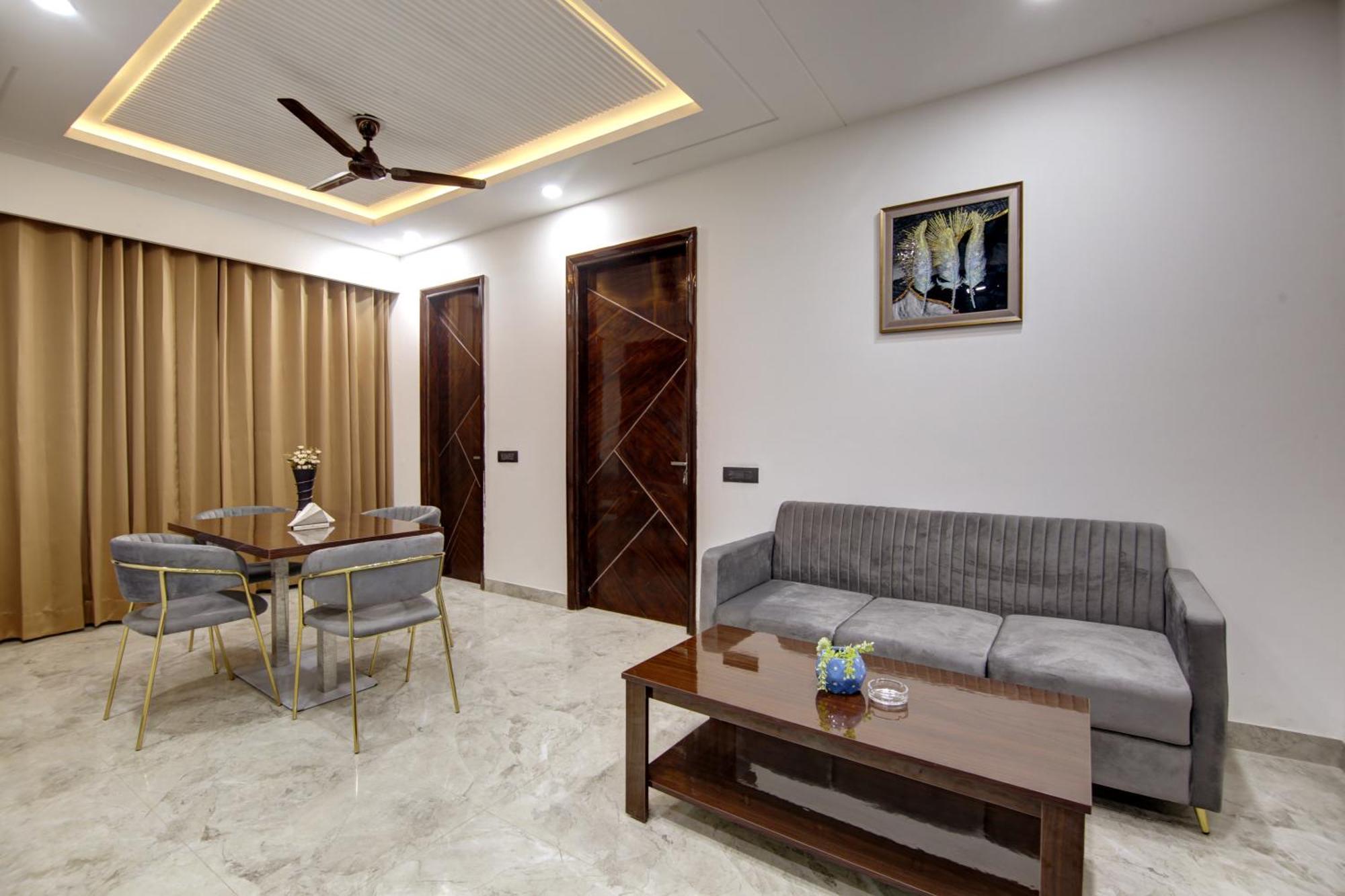 Limewood Stay - Millennium Huda City Center 구르가온 외부 사진