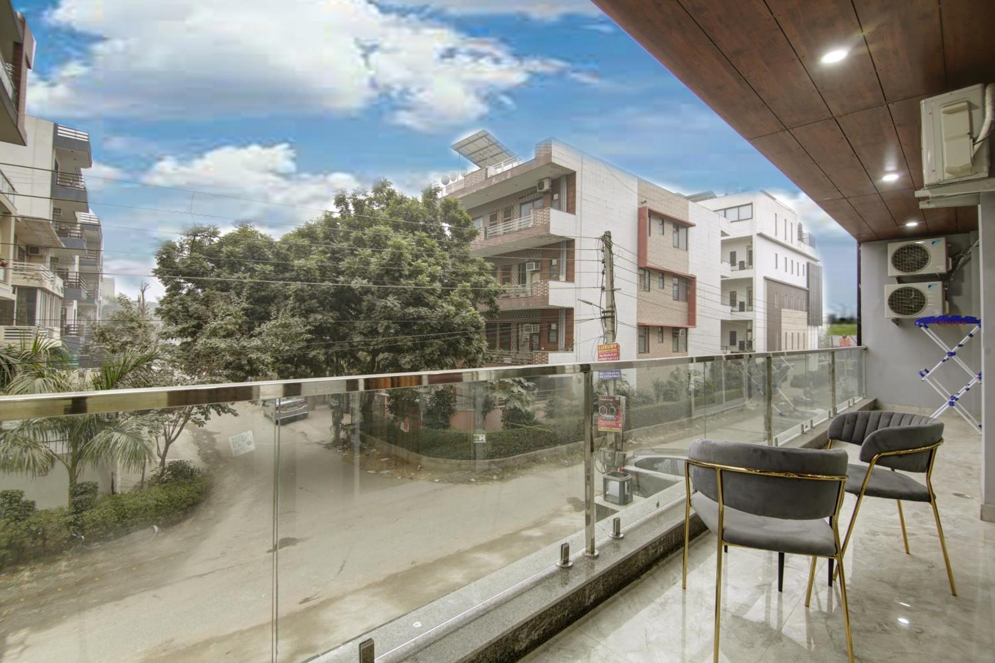 Limewood Stay - Millennium Huda City Center 구르가온 외부 사진